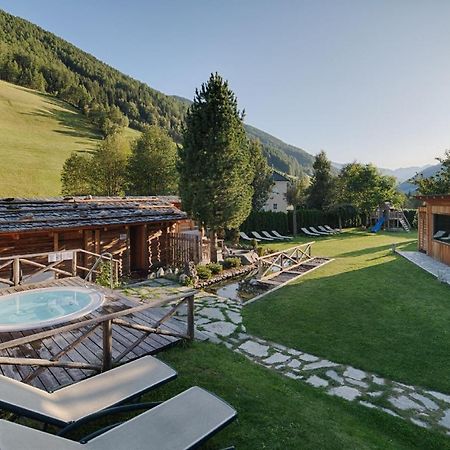 Apartments & Wellness Loefflerblick Cadipietra Eksteriør bilde